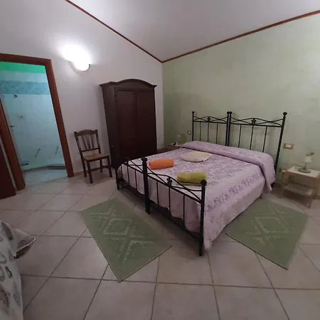 Bed & Breakfast Su Frascu Segau *