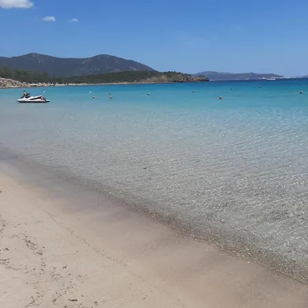 Su Frascu Segau Oda ve Kahvaltı Teulada