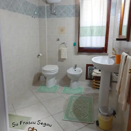 Bed & Breakfast Su Frascu Segau